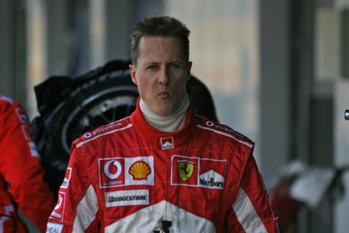 Михаэль Шумахер в инвалидной коляске на Майорке: новые подробности жизни легенды