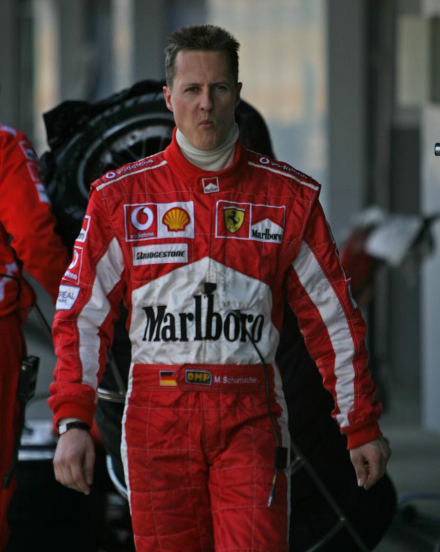 Михаэль Шумахер в инвалидной коляске на Майорке: новые подробности жизни легенды