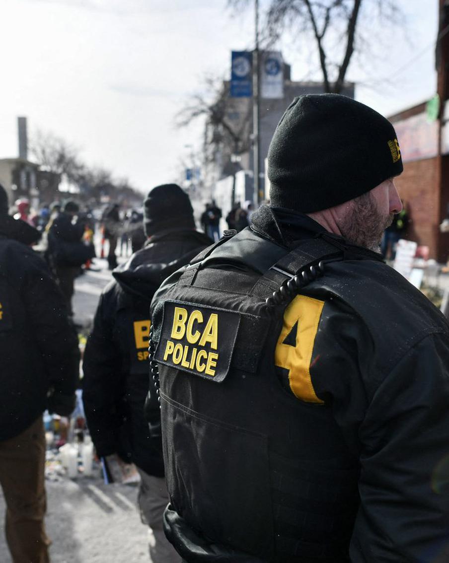 Будет ли революция в США: агент ICE убил медбрата – начались погромы