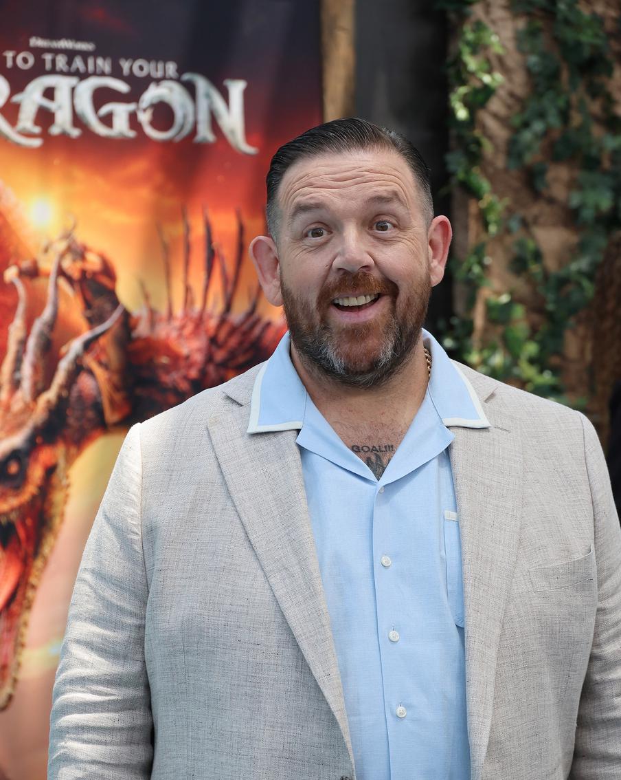 Ник Фрост сыграет полувеликана-лесничего Хагрида.