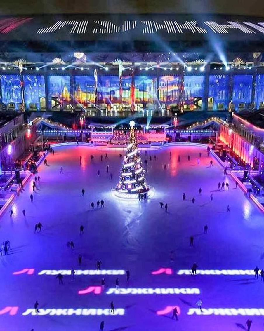 Лыжные трассы и мультимедийные катки: как проходит зимний спортивный сезон в Москве