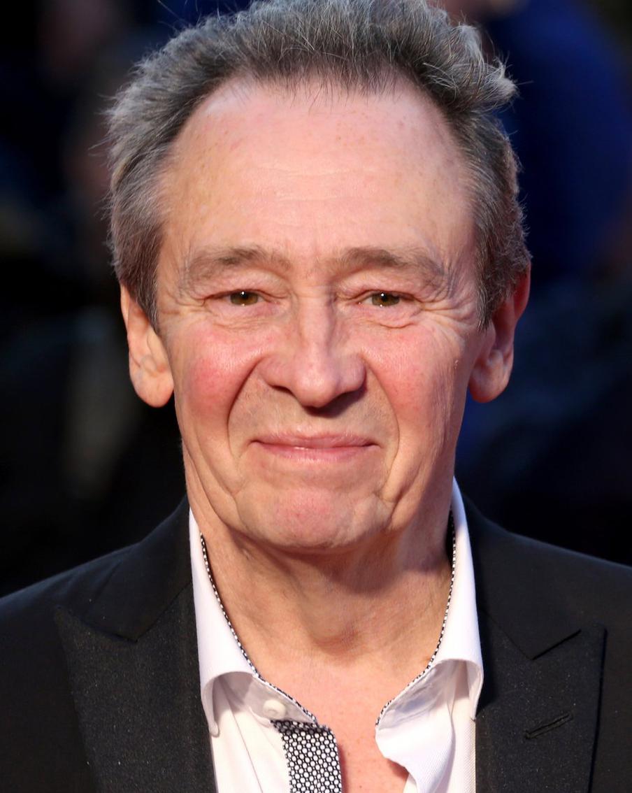 Аргуса Филча сыграет Пол Уайтхаус.