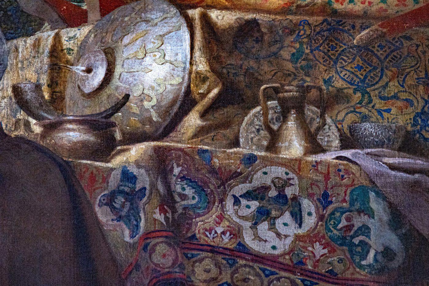 После реставрации стал виден рисунок орнаментов.