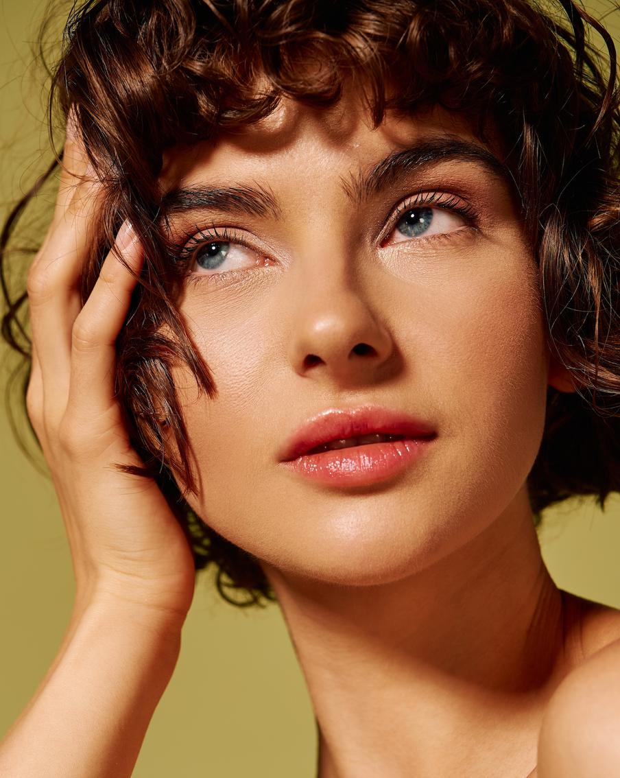 Какая причёска провоцирует алопецию и чем полезны сульфаты? Неожиданные факты от трихолога