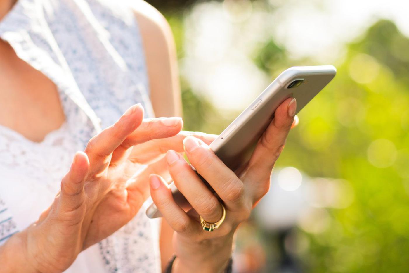 Банковские звонки в России перестали помечать для пользователей