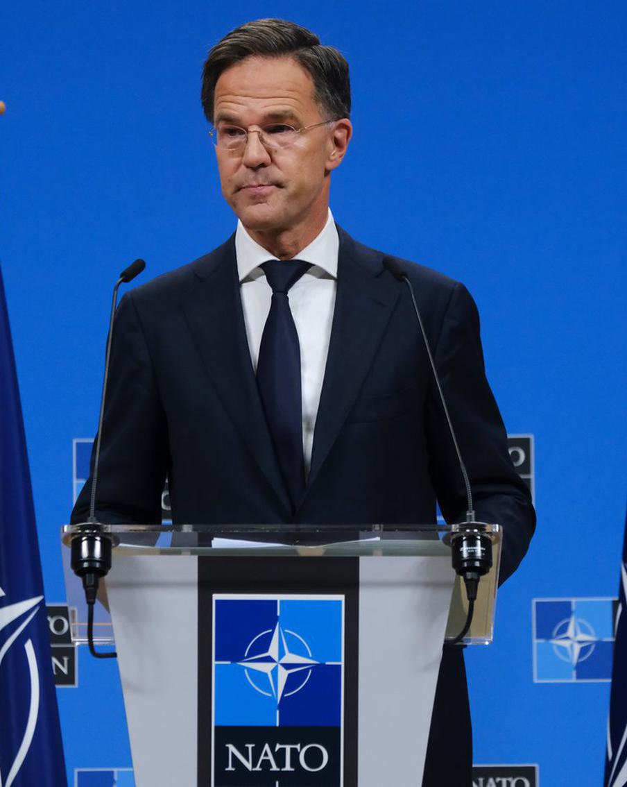 Зачем глава НАТО просит дать Украине разрешение бить дальнобойным оружием