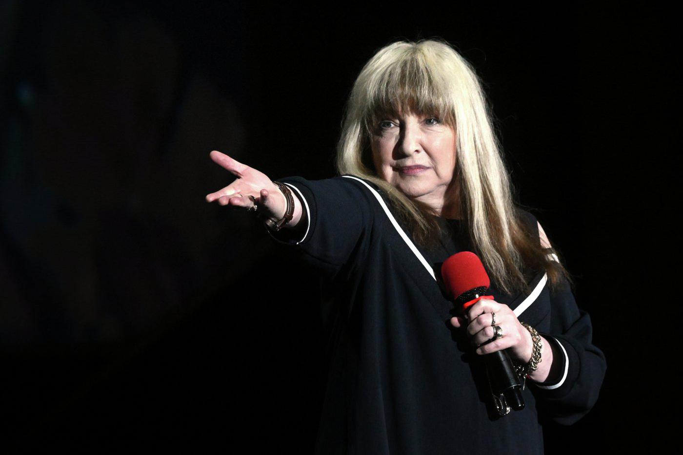 Почти вся пенсия уходит на "коммуналку": как живёт 65-летняя певица Екатерина Семёнова