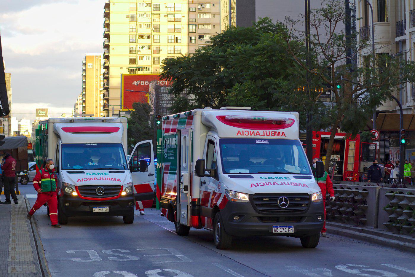 В Аргентине ночью взорвался склад и начался крупный пожар