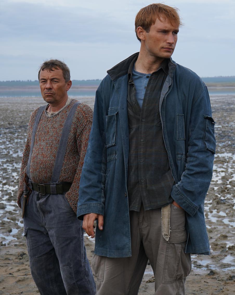 "Ветер" смёл всех на пути к "Белому слону": кому и за что раздали киноведы и кинокритики свои награды