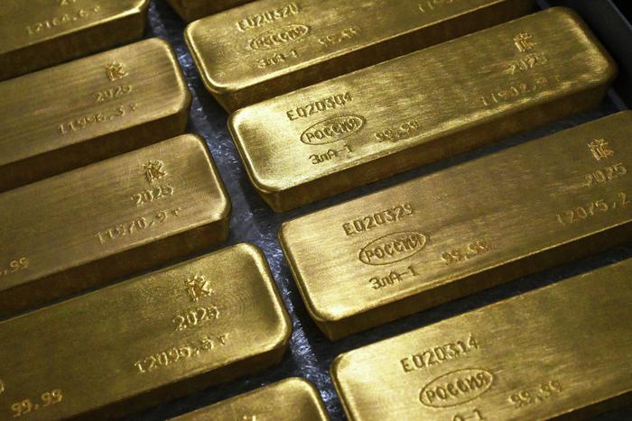 Когда начнёт действовать запрет на вывоз золота физлицами