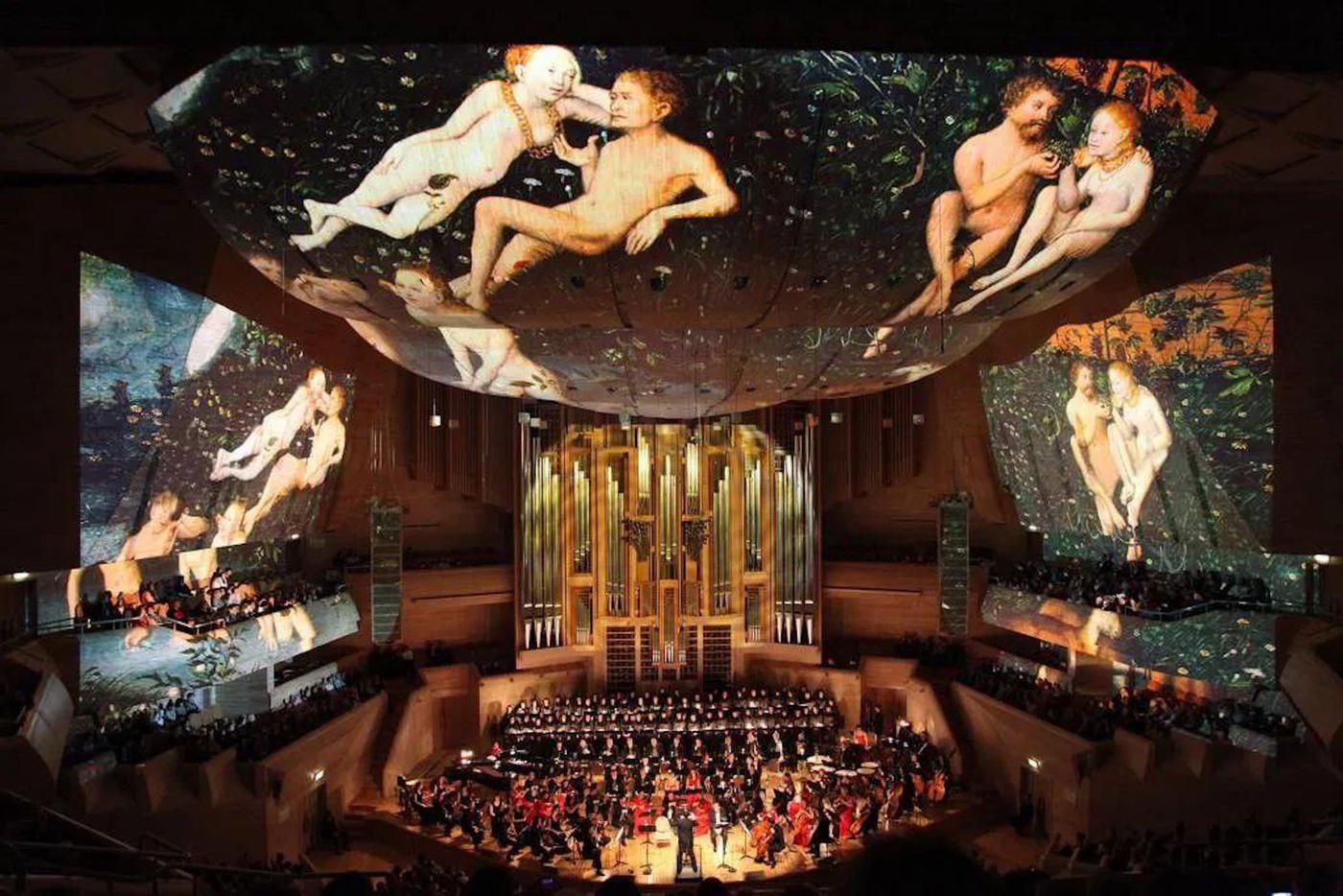 Симфонический оркестр Москвы "Русская Филармония" представит обновлённый проект "Кармина Бурана".