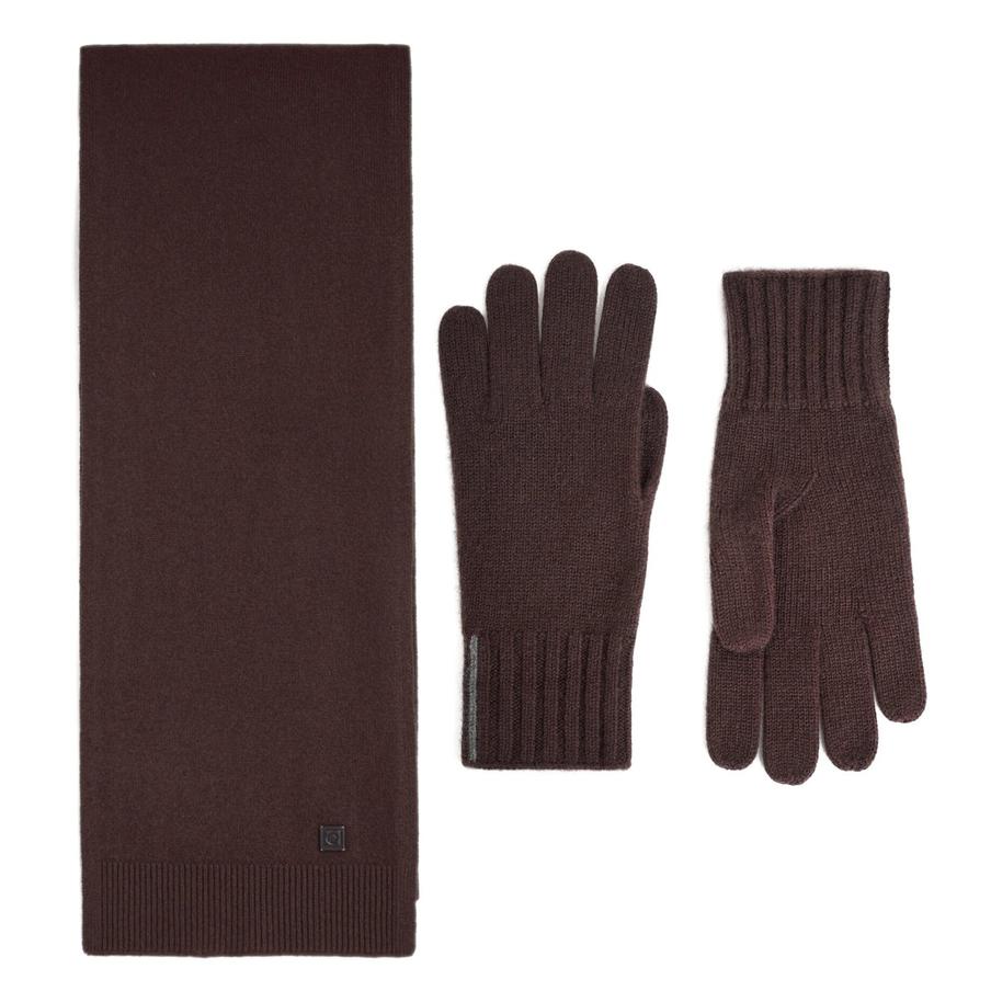 Шарф и перчатки из кашемира 12Storeez (40 000 ₽)