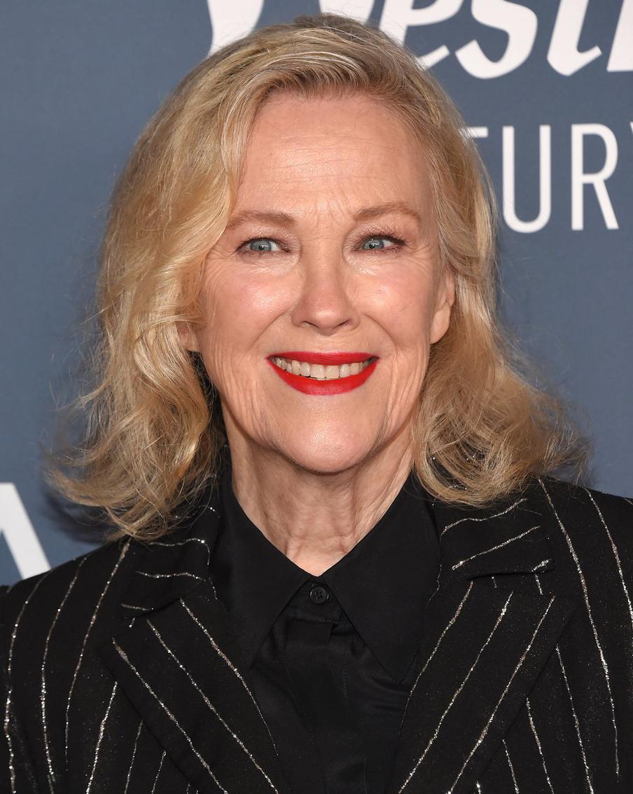 Мама Кевина умерла: не стало актрисы из картин "Один дома" и "Один дома – 2". Она родилась в многодетной семье, самыми известными в её карьере стали картины, в которых она тоже сыграла роль многодетной матери