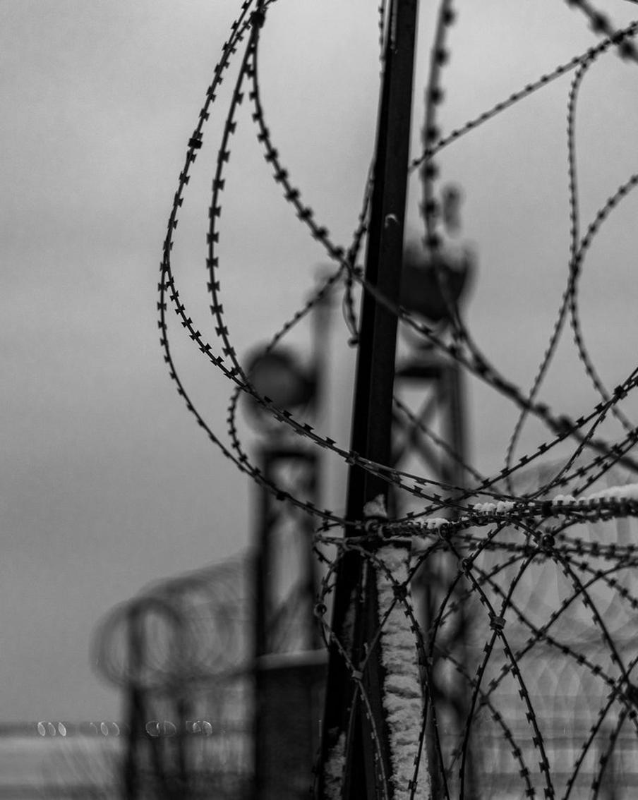 В Финляндии обвинили Россию в накоплении военных на границе двух стран. Российские власти восстанавливают военную инфраструктуру и якобы планируют разместить на границе с Финляндией крупную группировку войск