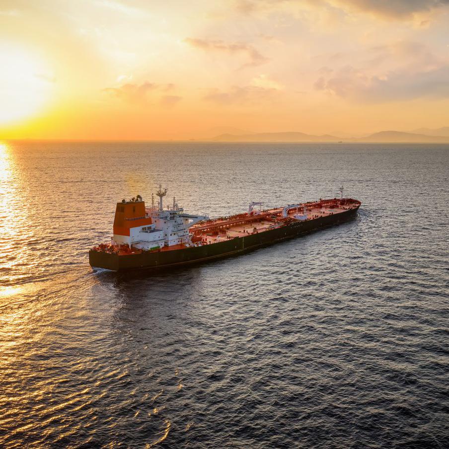 Стали известны подробности операции по захвату нефтетанкера Mariner. Вернувшийся россиянин из команды захваченного США нефтяного танкера рассказал подробности операции по задержанию судна