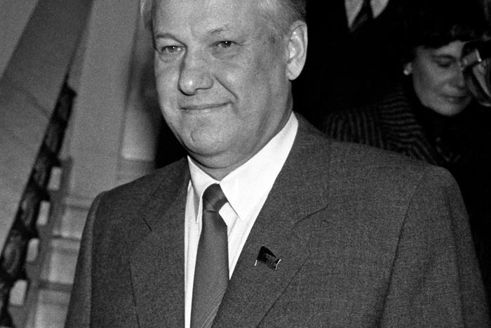 95 лет со дня рождения Бориса Ельцина: чем известен и каким запомнился россиянам первый президент