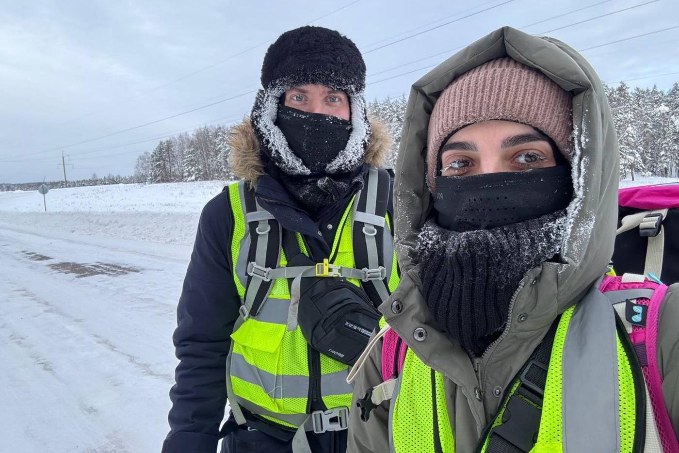 Супруги из Москвы отпраздновали Рождество и отправились пешком во Владивосток