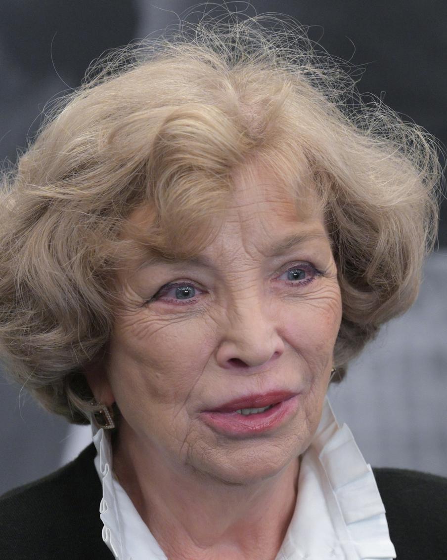 "Нет с нами уже пять лет": Ольга Остроумова помянула Валентина Гафта