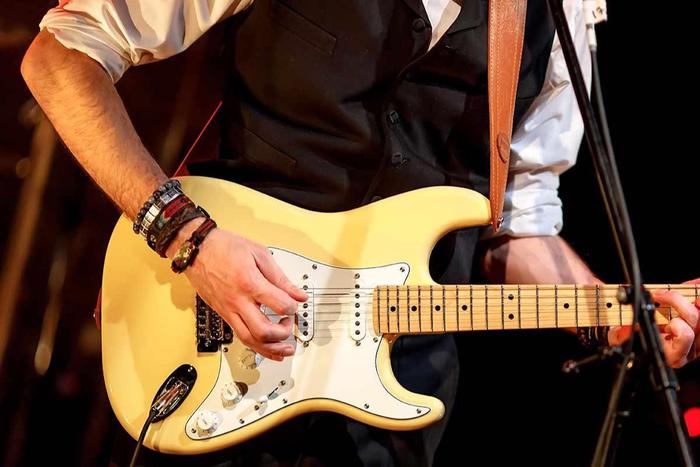 Вечер авторской песни с участием бойцов СВО пройдет в Театре на Юго-Западе