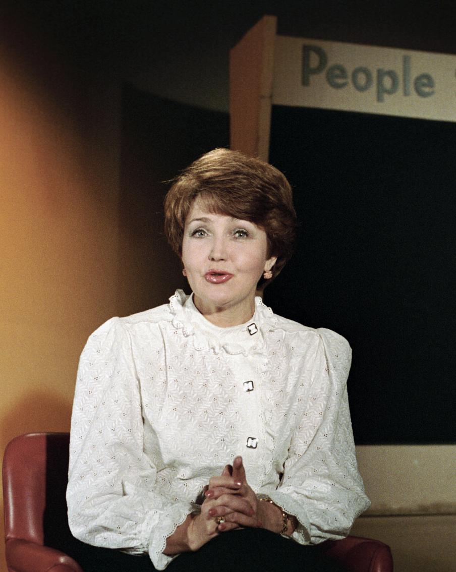 Умерла советский диктор и ведущая КВН Светлана Жильцова. Стало известно о кончине Светланы Жильцовой — заслуженной артистки РСФСР, известного советского диктора Центрального телевидения и ведущей КВН. Об этом в своём телеграм-канале сообщил телеведущий Андрей Малахов