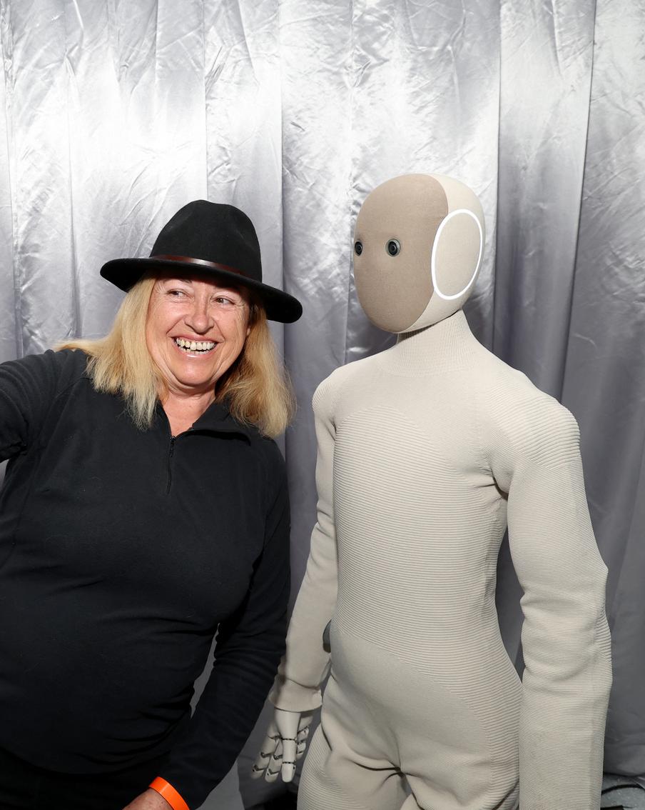 Роботы хотят уничтожить человечество и сами об этом пишут на форумах