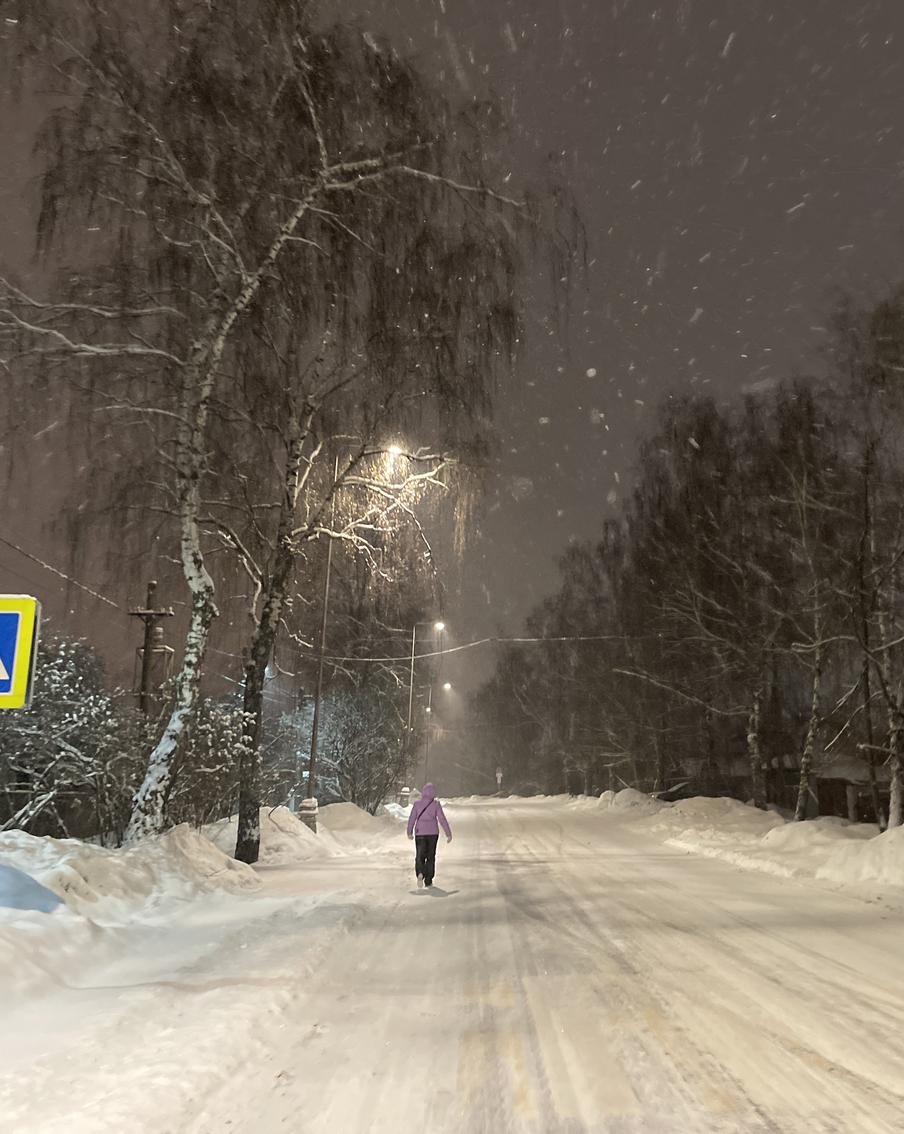 Начало февраля в Москве может побить рекорд холода XXI века. Первые дни февраля уже вывели столицу в число самых морозных стартов месяца за последние десятилетия, а впереди москвичей ждёт ещё более суровое похолодание