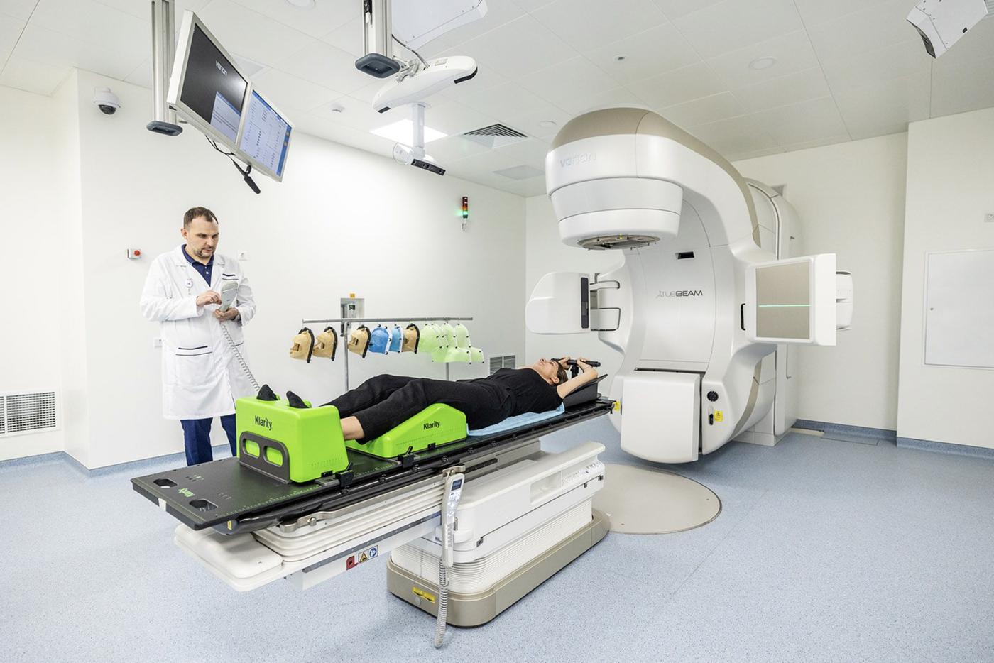 Собянин: Москва расширит применение технологий ядерной медицины