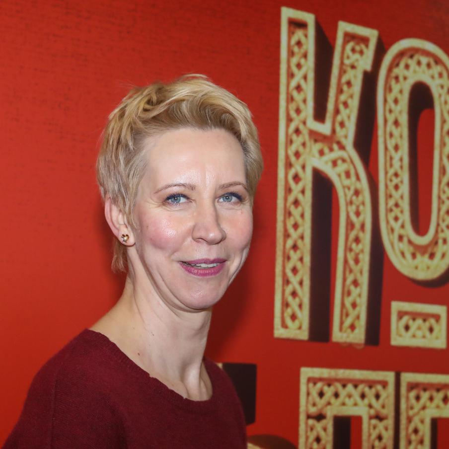 Суд отменил приговор телеведущей Лазаревой* по иноагентскому делу. Московский городской суд, рассмотрев ходатайство прокуратуры, отменил заочный приговор телеведущей Татьяне Лазаревой*, обвиняемой в уклонении от исполнения обязанностей иностранного агента. Дело направлено на новое рассмотрение мировому судье