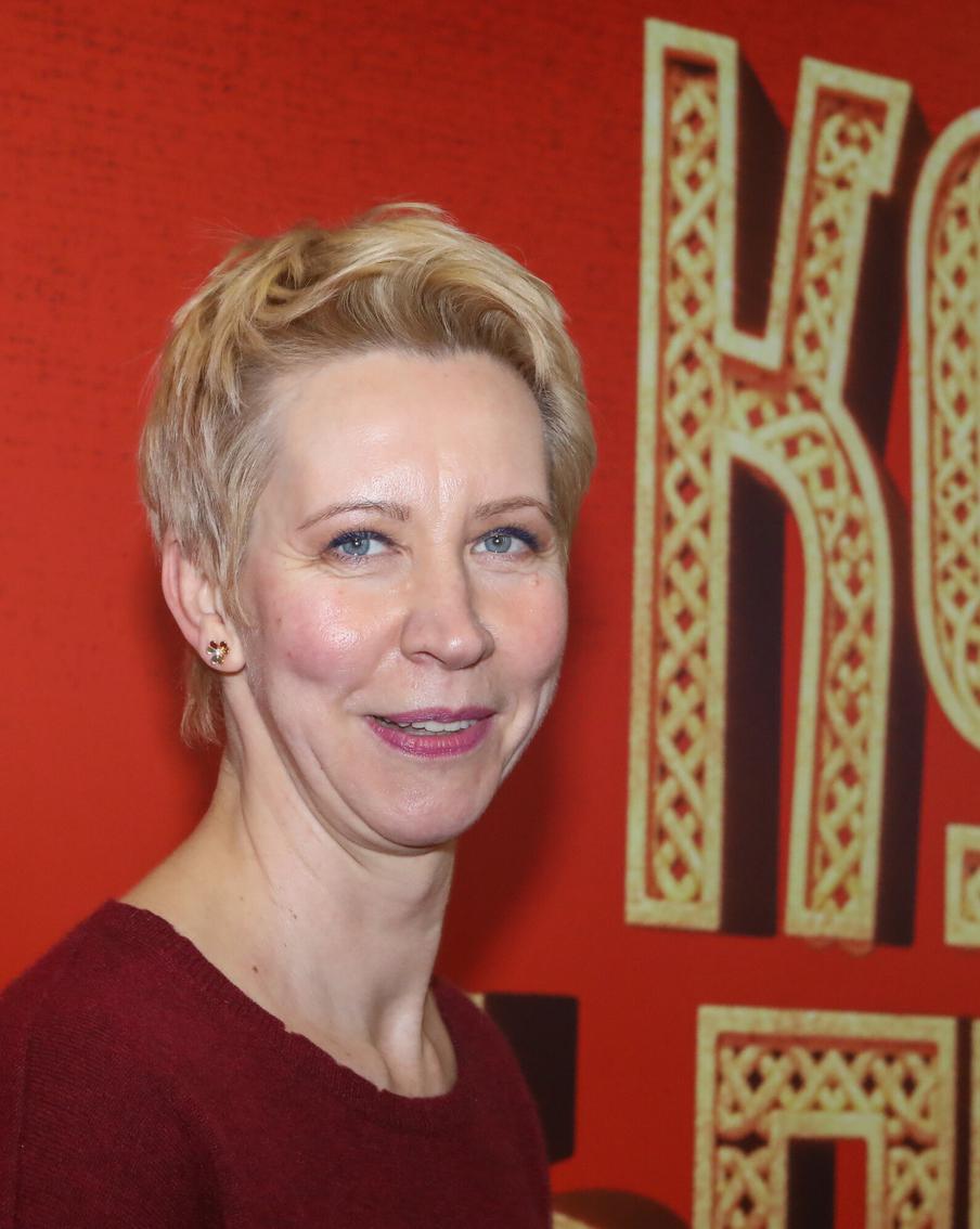 Суд отменил приговор телеведущей Лазаревой* по иноагентскому делу. Московский городской суд, рассмотрев ходатайство прокуратуры, отменил заочный приговор телеведущей Татьяне Лазаревой*, обвиняемой в уклонении от исполнения обязанностей иностранного агента. Дело направлено на новое рассмотрение мировому судье