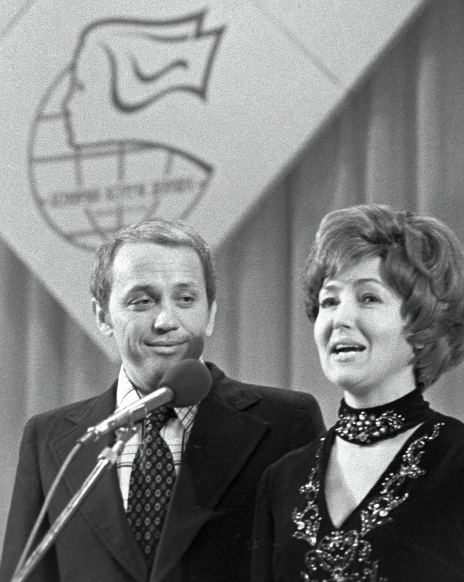 Зарабатывала на КВН и "Голубых огоньках": какое и кому наследство оставила диктор Светлана Жильцова