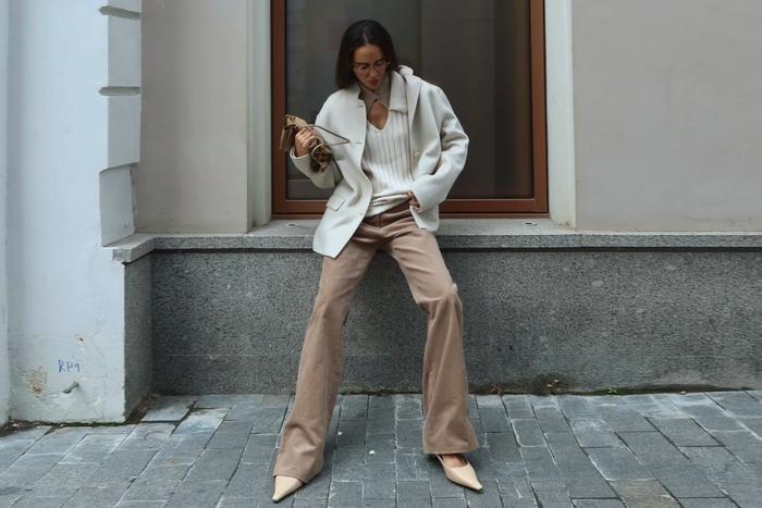 Какие джинсы в моде в 2026 году: гид по актуальным фасонам и оттенкам