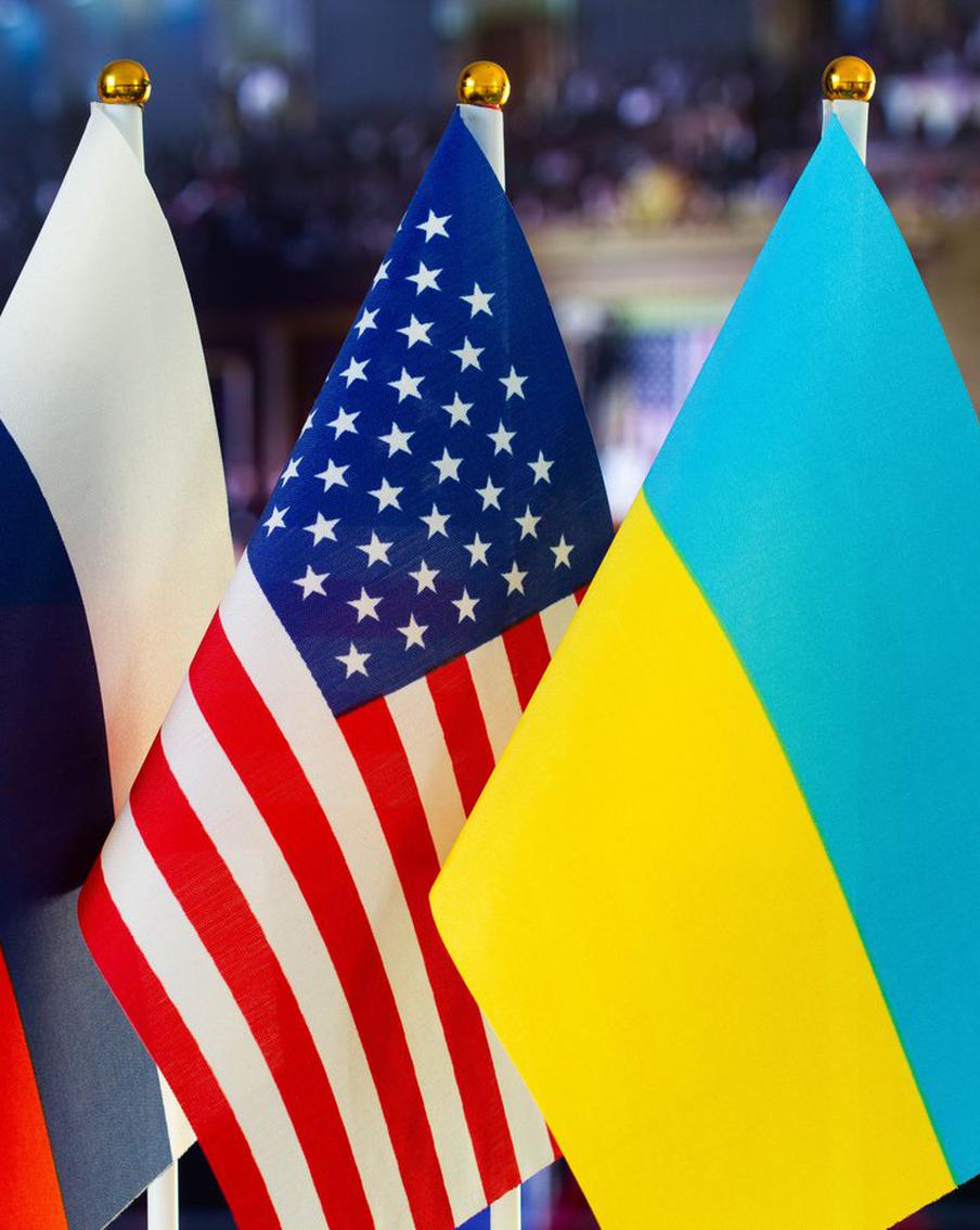 В Абу-Даби начались переговоры России, Украины и США. В столице Объединённых Арабских Эмиратов, Абу-Даби, проходит второй раунд переговоров между представителями России, Украины и США. Согласно информации российских СМИ, встречи запланированы на 4–5 февраля и будут проходить в закрытом формате без последующей пресс-конференции