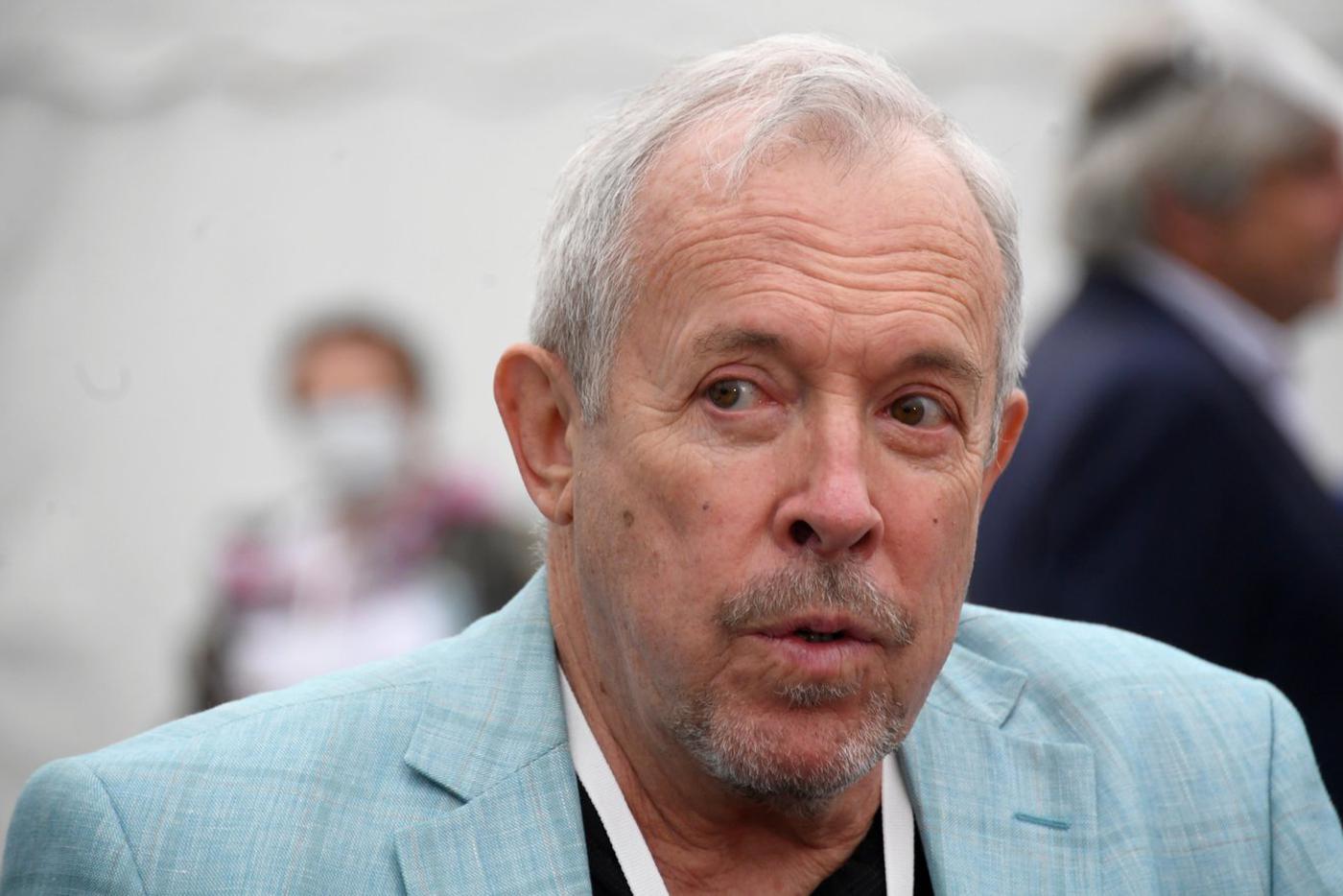 В материалах по делу Эпштейна появилось имя Макаревича*