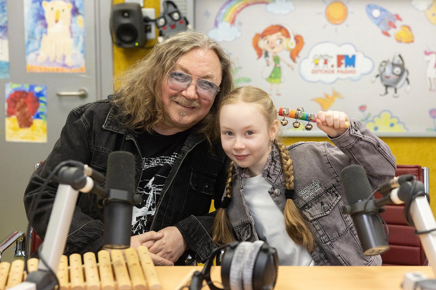 Вероника Николаева: "А папа в детстве выкинул скрипку!"