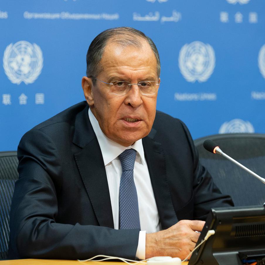 Лавров заявил о готовности России содействовать разрядке на Ближнем Востоке. Глава МИД РФ подчеркнул, что ключевые участники ближневосточного кризиса осведомлены о позиции Москвы и её намерении способствовать стабилизации обстановки