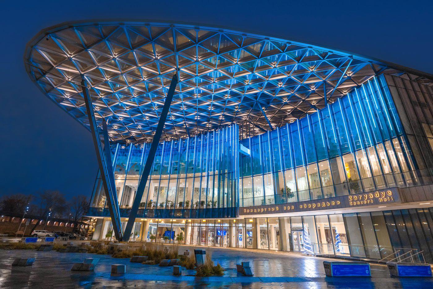 "Зал "Зарядье" — детям" приглашает юных зрителей на сказку "Царевна-лягушка"