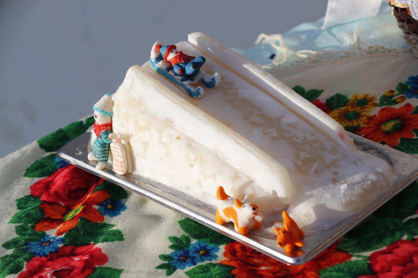 Любишь кататься – люби и саночки возить.