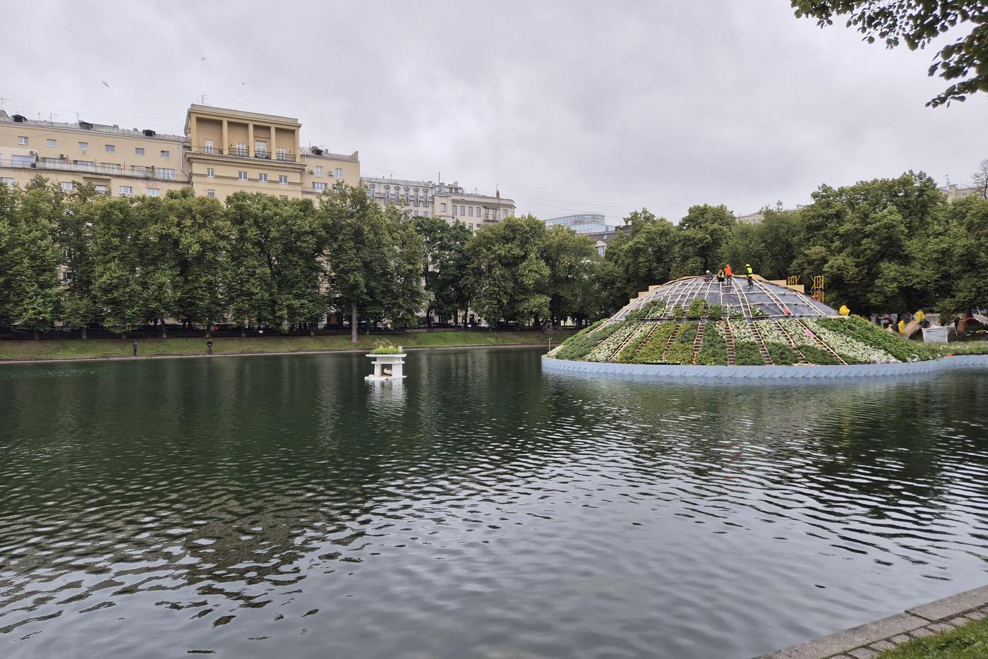 Патриаршие пруды.