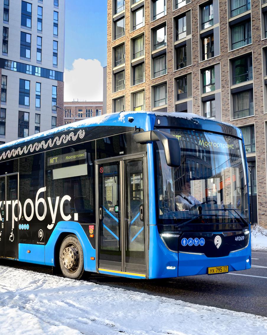 За 2025 год число поездок на всем наземном транспорте выросло на 52 млн