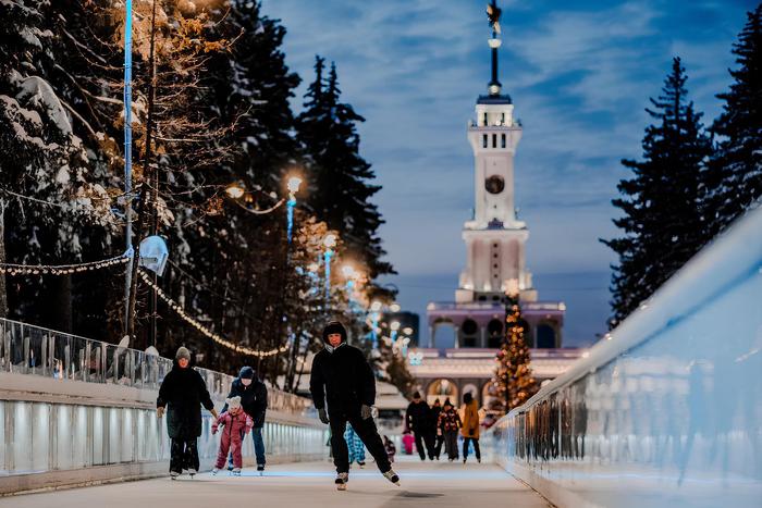Более 184 тысяч гостей посетили аттракционы Северного речного вокзала