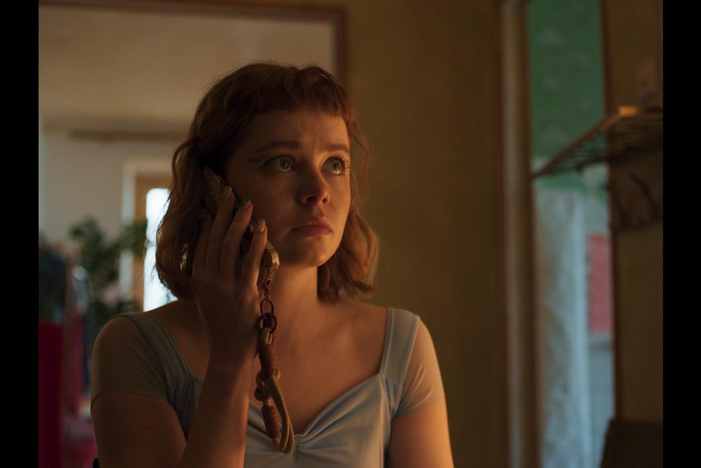 Мила Ершова умеет вставать на дыбы. Актриса рассказала Metro о съёмках в сериале "Встать на ноги"