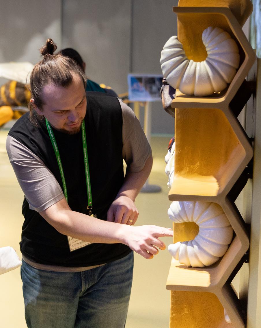 Москвичи рассказали, почему им нравится новая площадка "Биокластера" на ВДНХ