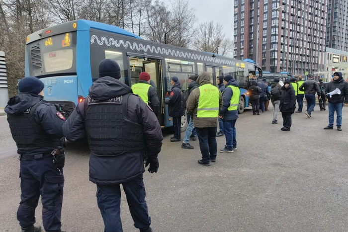 Более 25 тысяч безбилетников выявили в столице за почти три года усиленных проверок