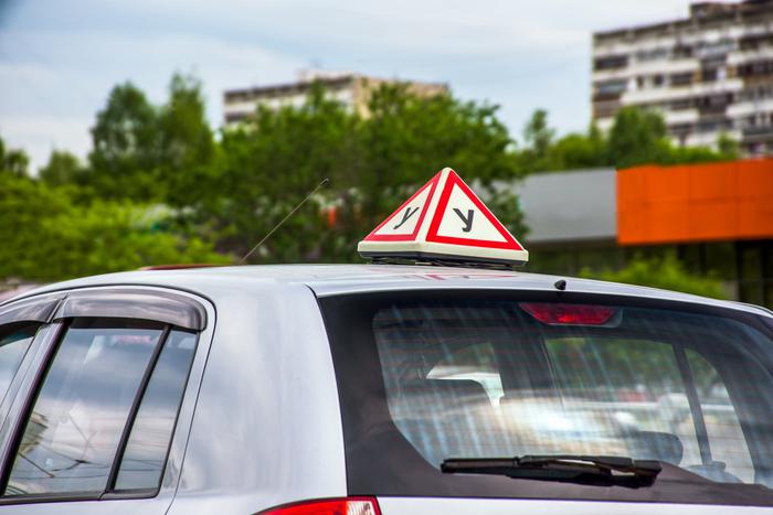 Россиянам могут разрешить сдавать экзамены на права без медсправки