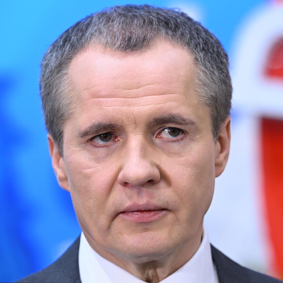 Около 80 тысяч человек остаются без теплоснабжения в Белгороде после обстрелов. Украинские обстрелы оставили без теплоснабжения около 80 тысяч жителей приграничного Белгорода. Без электричества также остаются около тысячи местных жителей