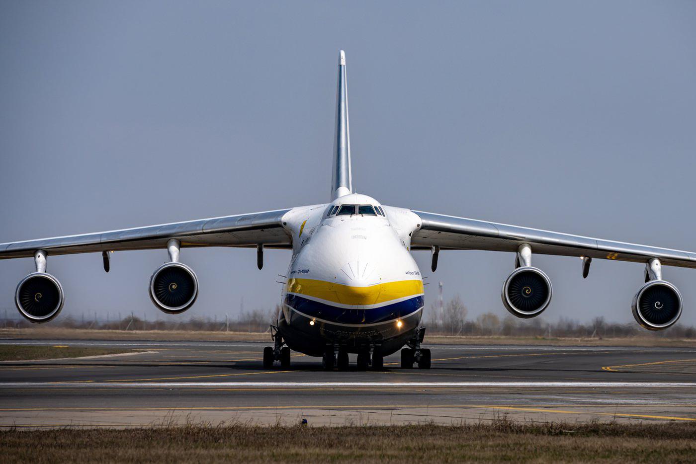 Российские беспилотники атаковали прилетевший на Украину транспортный Ан-124