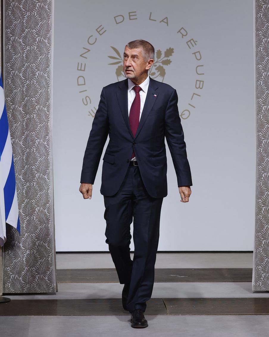 В Евросоюзе призвали к началу прямых переговоров с Владимиром Путиным. Чешский премьер-министр Андрей Бабиш призвал Евросоюз восстановить дипломатические отношения с Россией и начать переговоры с Владимиром Путиным