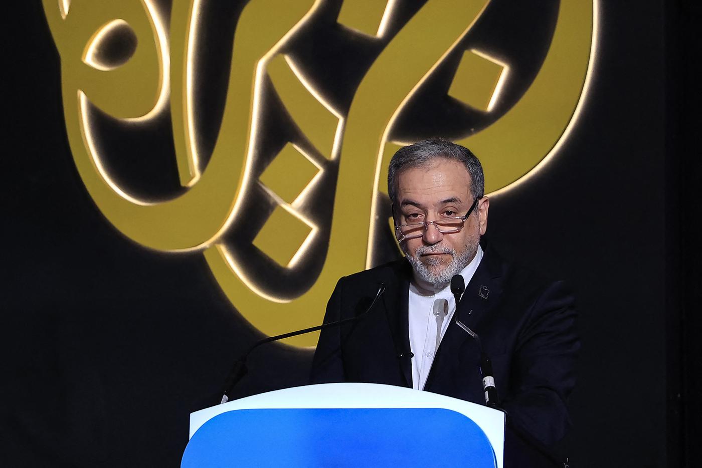 Власти Ирана продолжат обогащать уран несмотря на угрозы администрации Трампа