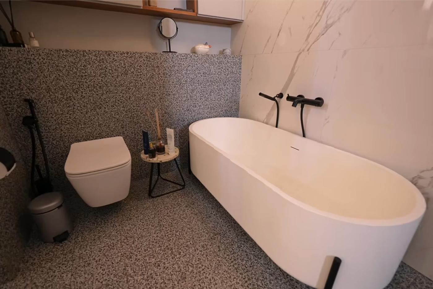 Ванна, с которой началась история дизайна всего интерьера.