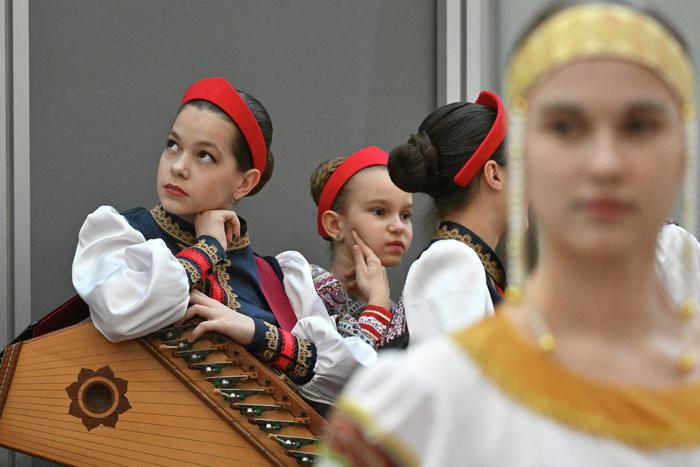 Крыловидные, шлемовидные и не только: в столицу на баттл съехались все гусли России